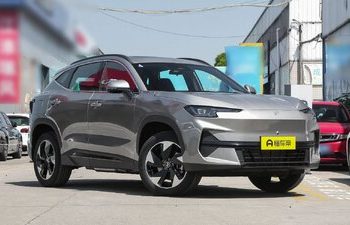 برادر کوچکتر فیدلیتی به بازار آمد /عکس