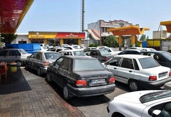 مشکل ترافیک کم بود، بیبنزینی هم اضافه شد/ ۲۳۰ هزار خودرو وارد این استان شدند