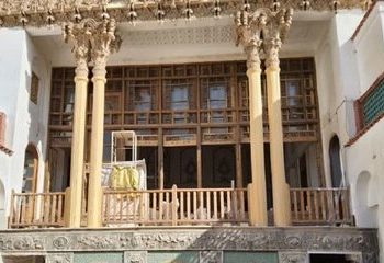 «اصفهان» فاقد قدرت اقناع «مالکان خصوصی» برای مرمت «خانههای تاریخی»/ بنای دوقلوی «هتل سهروردی» در حال تخریب است