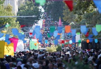آغاز جشن بزرگ میهمانی امت احمد با حضور پر شور مردم سنندج 