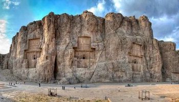 پلمب یک معدن در تختجمشید