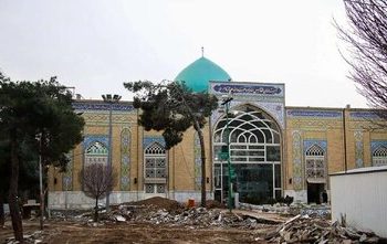 گنبد امامزاده عبدالله شهرری ترک خورد/عکس