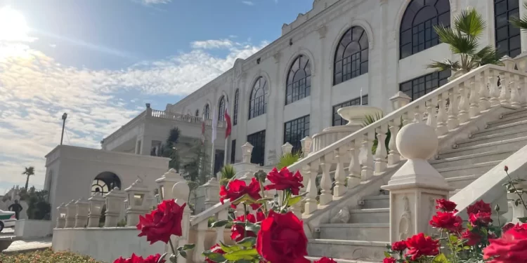 قوانین-و-مقررات-هتل-بزرگ-رز-شیراز