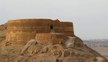 سنت عجیب وداع با مردگان در برخی از مناطق جهان