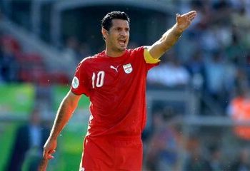 صحبتهای بانوی خریدار پیراهن علی دایی