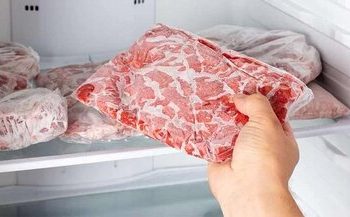 اگر شما هم گوشتها را داخل فریز نگه میدارید بخوانید