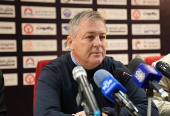 دراگان اسکوچیچ: تراکتور به بازی کردن با یک یار کمتر عادت دارد