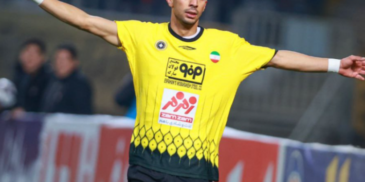 رقابت نقل و انتقالاتی پرسپولیس و سپاهان؛ لیموچی به اصفهان رفت