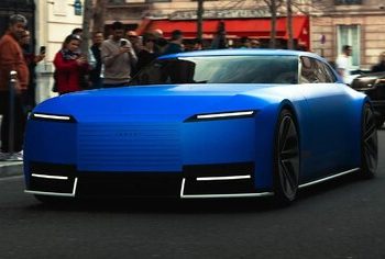 خودروی پرحاشیه به خیابانها آمد /عکس و فیلم