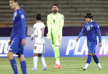 واکنش کنایه‌آمیز بیرانوند به شعارهای تند در آزادی