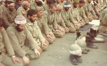 چگونه باورهای دینی در نتایج جنگ تأثیر دارند؟