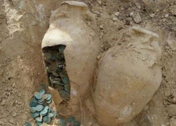 هرجا امامزاده هست گنج وجود دارد؟