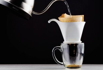 وقتی فیزیک به کمک قهوه می‌آید؛ چگونه با مصرف کمتر دانه قهوه، نوشیدنی بهتری داشته باشیم؟