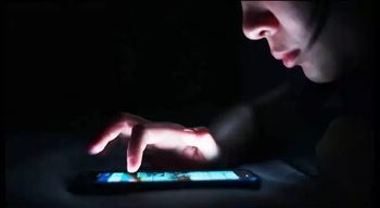 نور آبی و بیخوابی