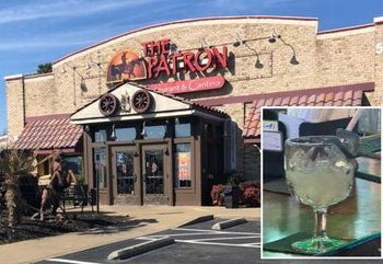 نوشیدنی ویژه با طعم مار در رستوران/ عکس