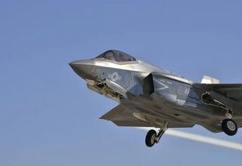 جنگنده «F-۳۵» جدید رونمایی شد/ عکس