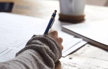 نظر آیت الله شبیری زنجانی درباره میزان اطاعت از پدر و مادر در انتخاب رشته