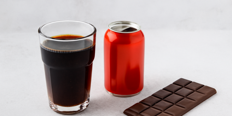 نوشابه مضرتر است یا شکلات؟