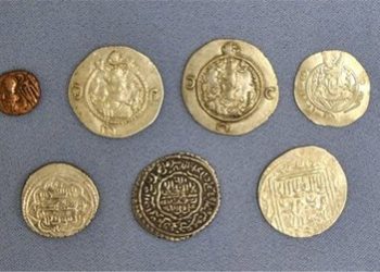 کشف سکههای تاریخی توسط پلیس