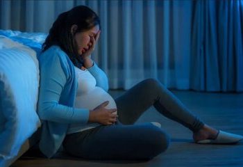 افسردگی بارداری و پس از زایمان؛ علل و علائم/ چه زمانی باید به متخصص مراجعه کنید؟